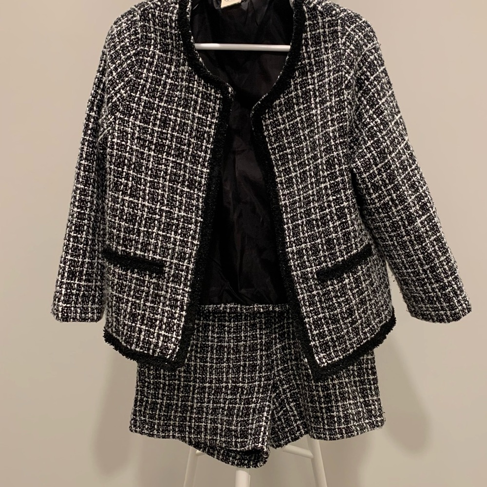 Girl’s Tweed Blazer and Shorts set in size 6